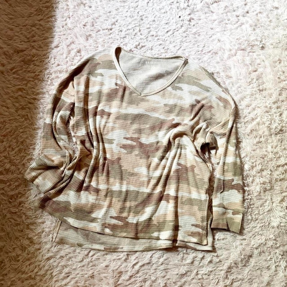 Neutral Camo Preppy Clean Girl Oversized Top Womens XL Minimalist Dreamy Indie